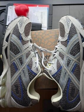 ACICS GEL NIMBUS 10.1 EIGHTEEN EAST